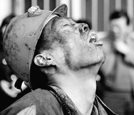 陜西澄城礦難21名遇難者身份確認(組圖)