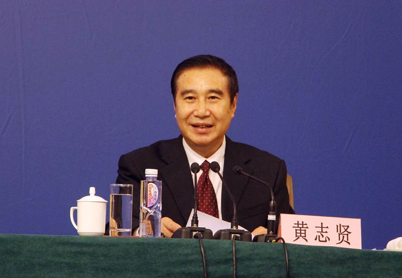 臺灣民主自治同盟中央委員會副主席黃志賢在記者會現場