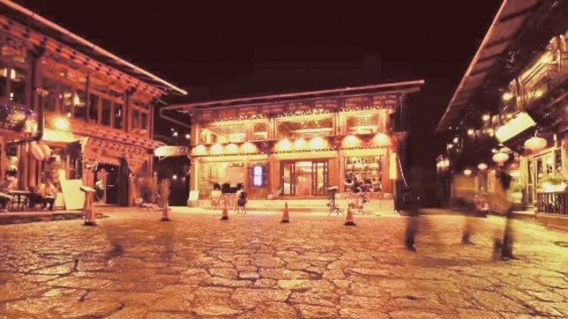 獨克宗古城“靚了”