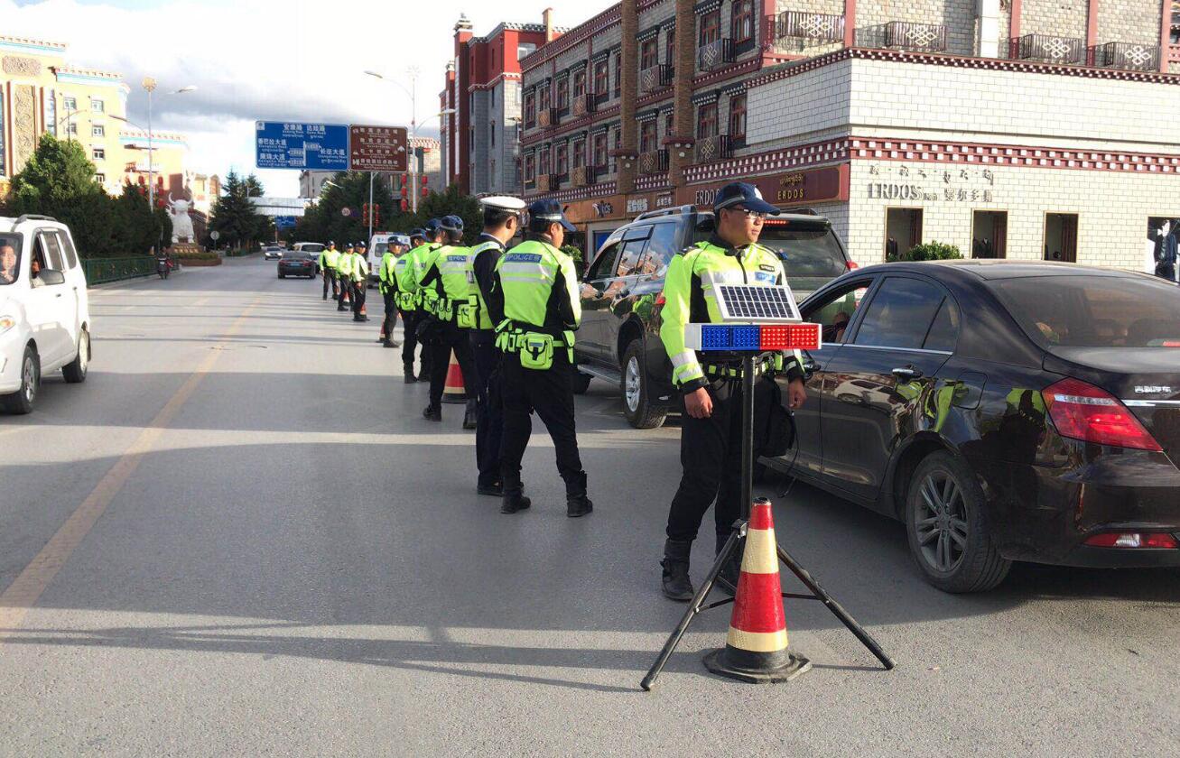 直屬城市交警大隊嚴厲打擊酒駕、醉酒、毒駕