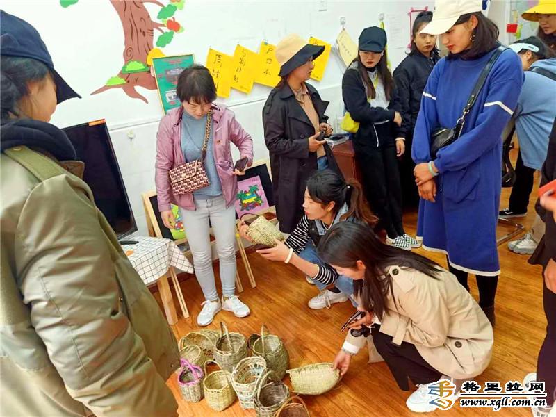 德欽縣幼兒園開展“送教下鄉”幫扶活動