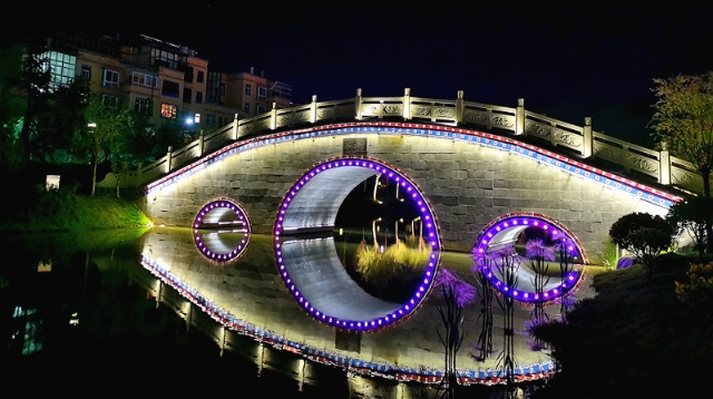 夜色中的香巴拉公園，有沒有驚艷到你？