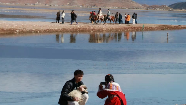 納帕海成為當地居民游玩打卡地