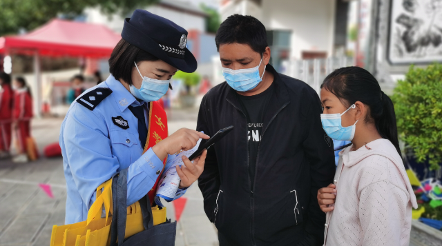 維西女警宣傳服務隊靚麗上線