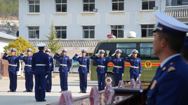 學條令、嚴紀律、樹形象| 迪慶大隊深入推進“條令綱要學習月”活動