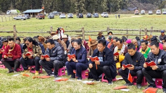 迪慶州新時(shí)代文明實(shí)踐社科普及志愿服務(wù)專(zhuān)場(chǎng)宣講活動(dòng)在格咱鄉(xiāng)開(kāi)展