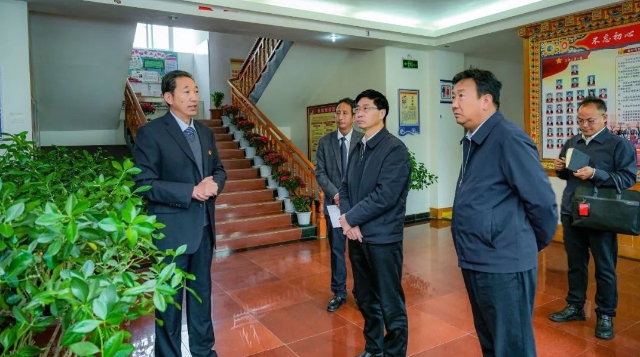 羅朝峰到州民族宗教事務委員會宣講習近平總書記考察云南重要講話精神 傳達省委十一屆八次全會要求