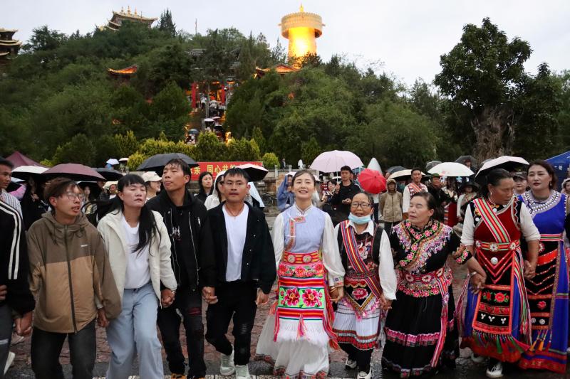 我州舉辦“火把節”暨 “彩云之南等你來”夜間文化惠民實踐活動