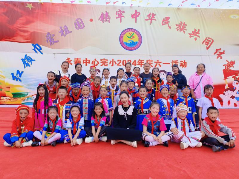 格瑪央宗：與鄉村小學孩子們一起成長